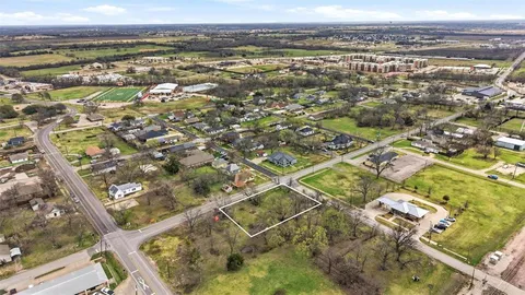 $1,250,000 | 212 East Walnut Street, Celina, TX 75009