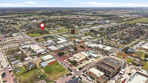 $1,250,000 | 212 East Walnut Street, Celina, TX 75009