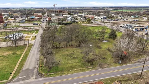 $1,250,000 | 212 East Walnut Street, Celina, TX 75009