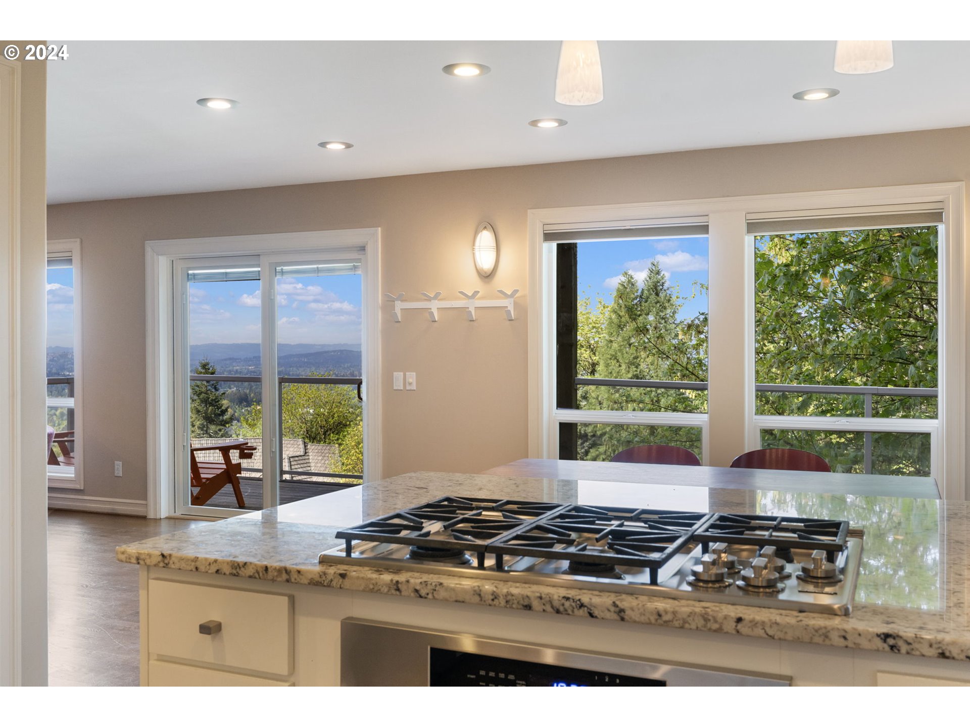 3356 Southwest Fairmount Boulevard Portland, OR 97239 - Photo 15 of 47 Kitchen