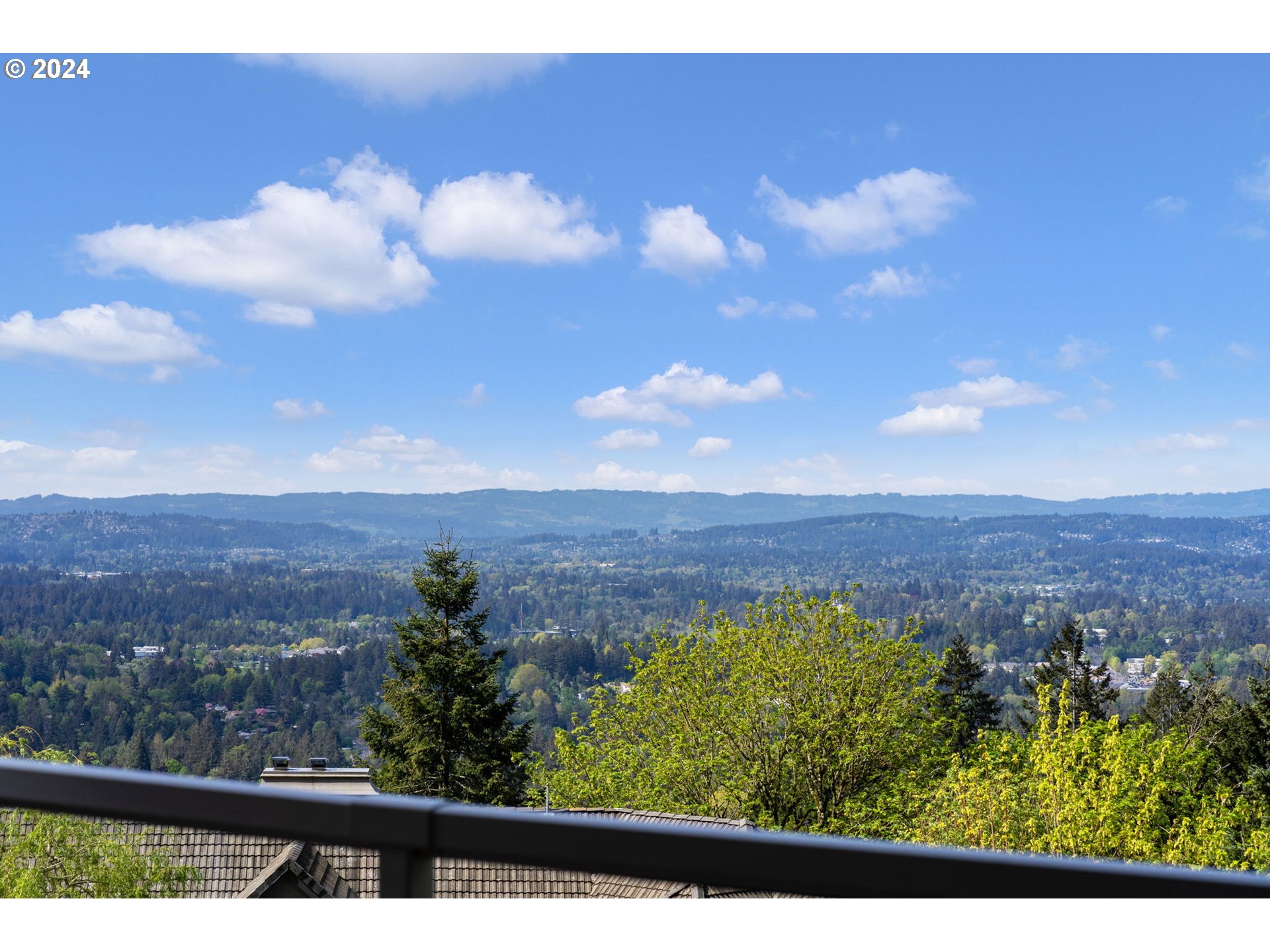 3356 Southwest Fairmount Boulevard Portland, OR 97239 - Photo 20 of 47 Balcony