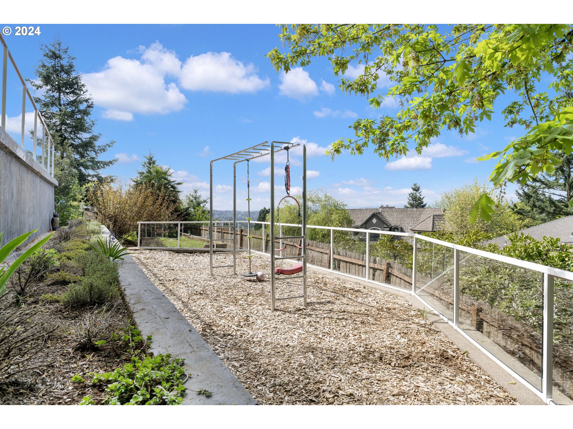 3356 Southwest Fairmount Boulevard Portland, OR 97239 - Photo 41 of 47 Backyard