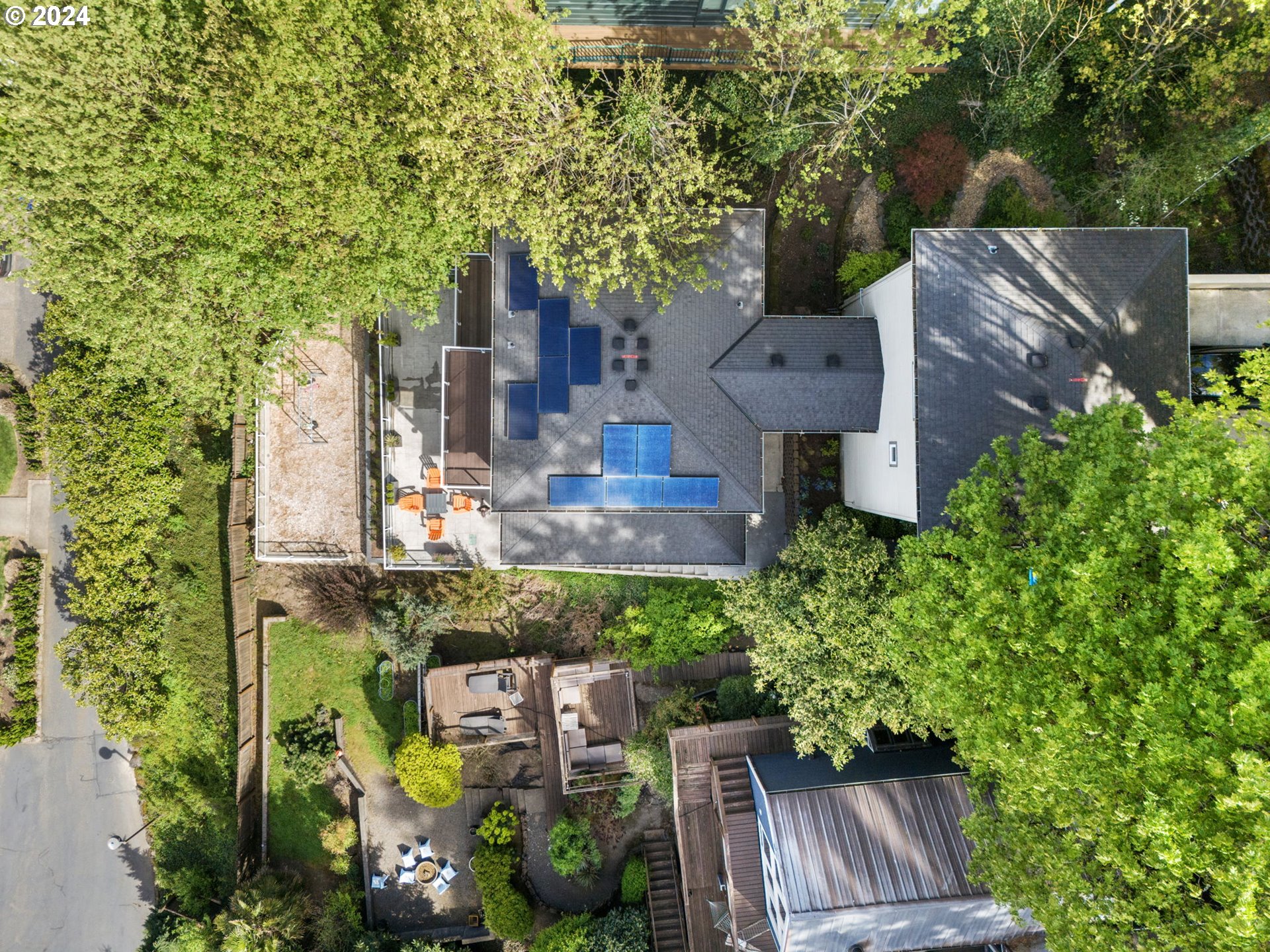 3356 Southwest Fairmount Boulevard Portland, OR 97239 - Photo 45 of 47 Drone View/UAV