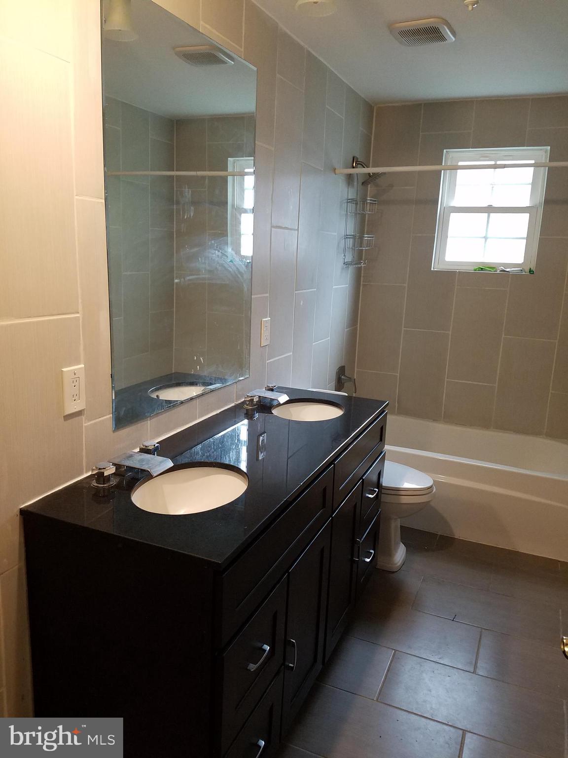48 East Reed Avenue Alexandria, VA 22305 - Photo 5 of 13