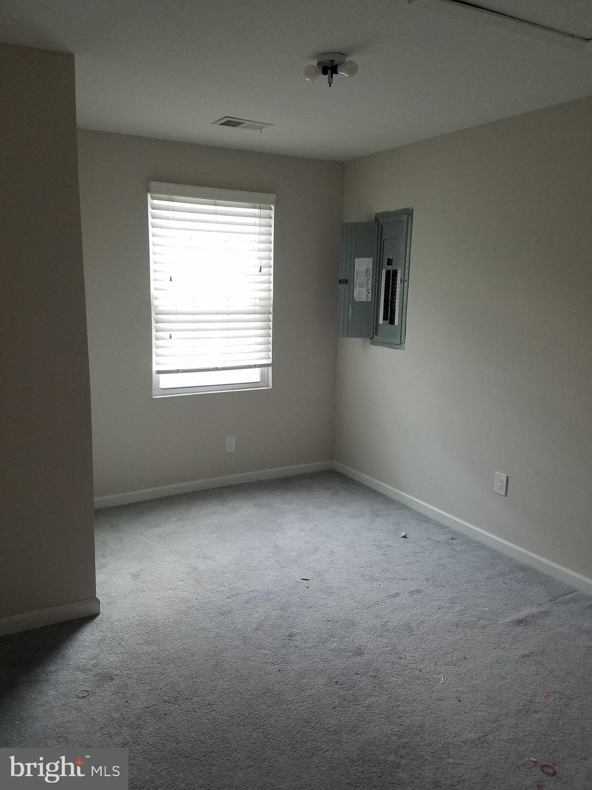 48 East Reed Avenue Alexandria, VA 22305 - Photo 6 of 13