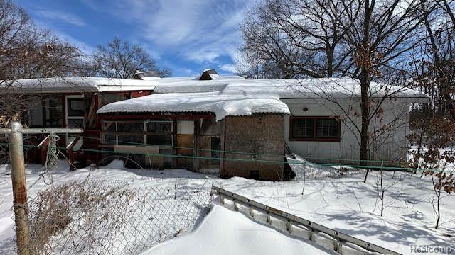 16364 Fish Lake Road Holly, MI 48442 - Photo 6 of 9
