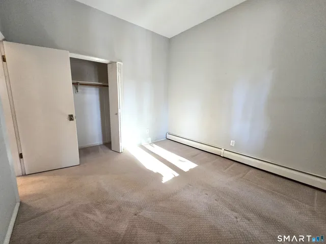 $3,000 | 7 Staunton Court, Unit E, Farmington, CT 06032