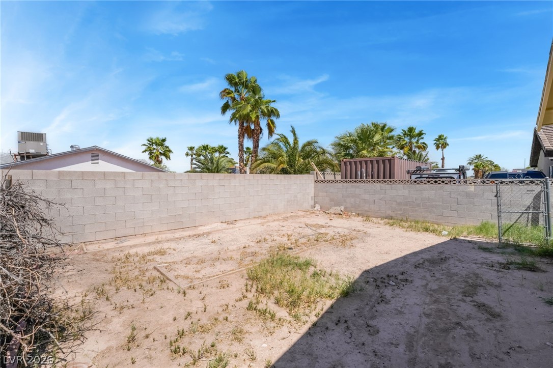 2102 East Russell Road Las Vegas, NV 89119 - Photo 30 of 35