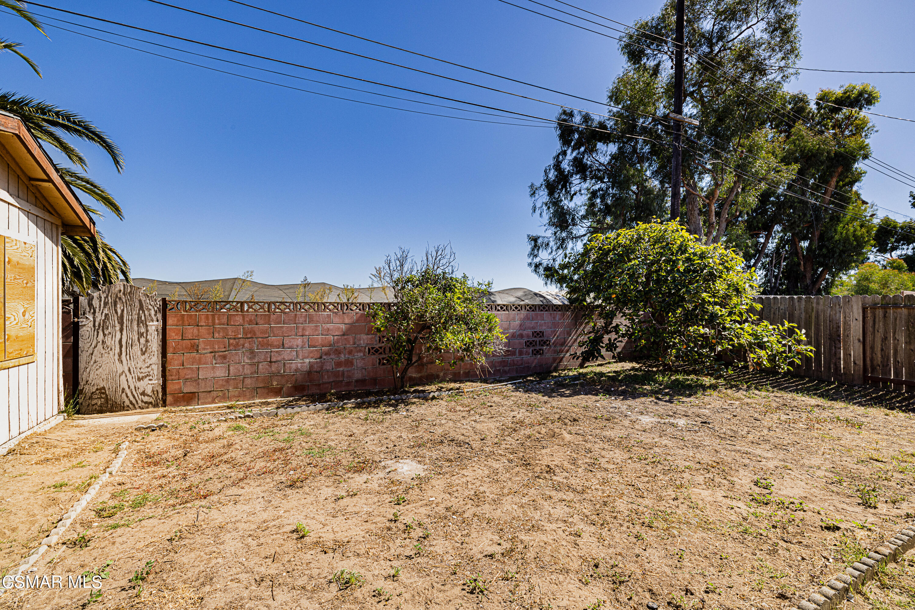 3420 Madera Place Oxnard, CA 93033 - Photo 15 of 17 backyard 1