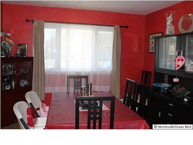 23 Pittsfield Road Howell, NJ 07731 - Photo 9 of 24 a living room with furniture