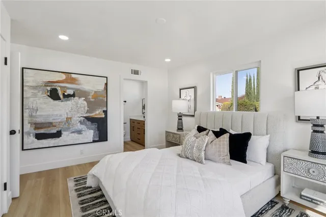 $1,320,888 | 10007 Debra Avenue, North Hills, CA 91343