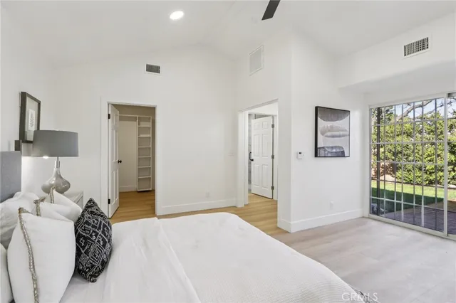 $1,320,888 | 10007 Debra Avenue, North Hills, CA 91343