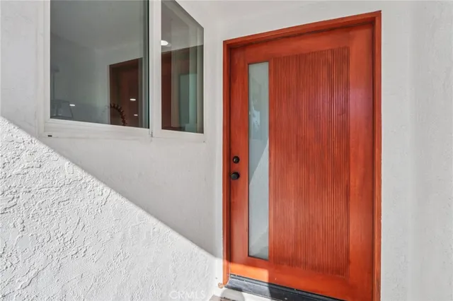 $1,320,888 | 10007 Debra Avenue, North Hills, CA 91343