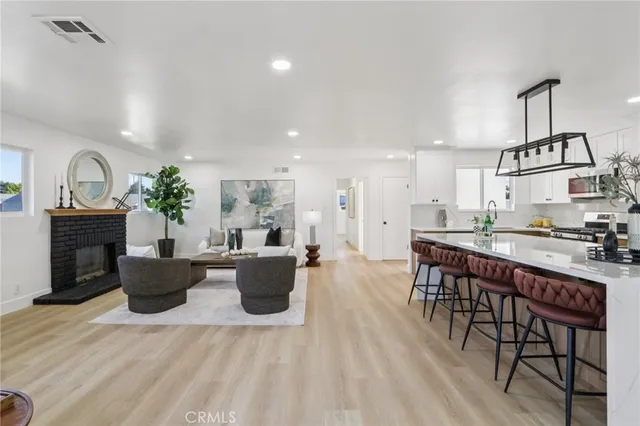 $1,320,888 | 10007 Debra Avenue, North Hills, CA 91343