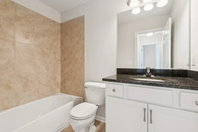 $425,500 | 803 Station Boulevard, Elburn, IL 60119