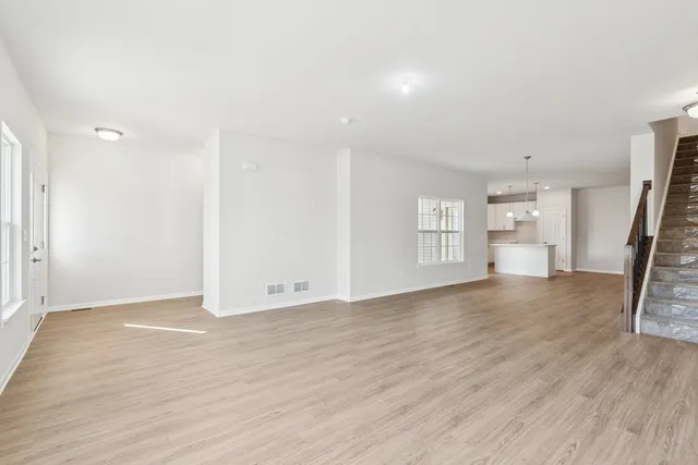 $425,500 | 803 Station Boulevard, Elburn, IL 60119