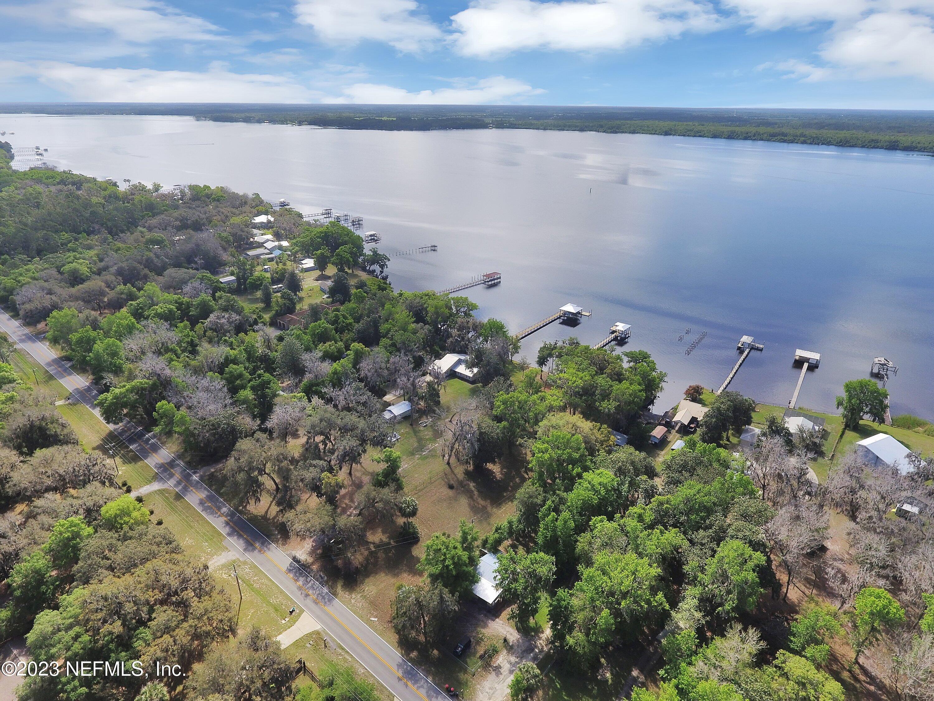 319 West River Road Palatka, FL 32177 - Photo 11 of 22 010-319WestRiverRoad-Palatka-FL-32177-SM