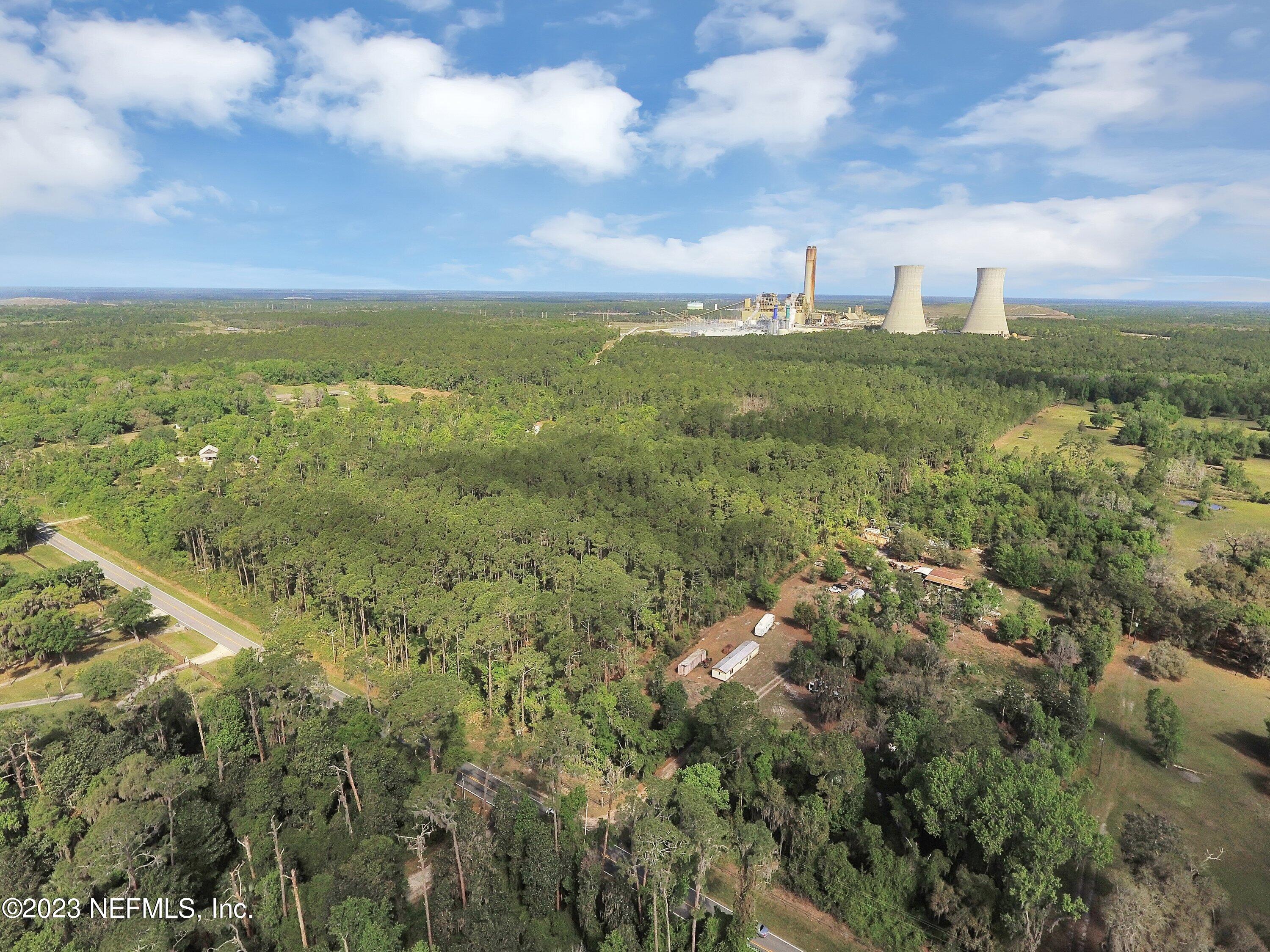 319 West River Road Palatka, FL 32177 - Photo 12 of 22 011-319WestRiverRoad-Palatka-FL-32177-SM