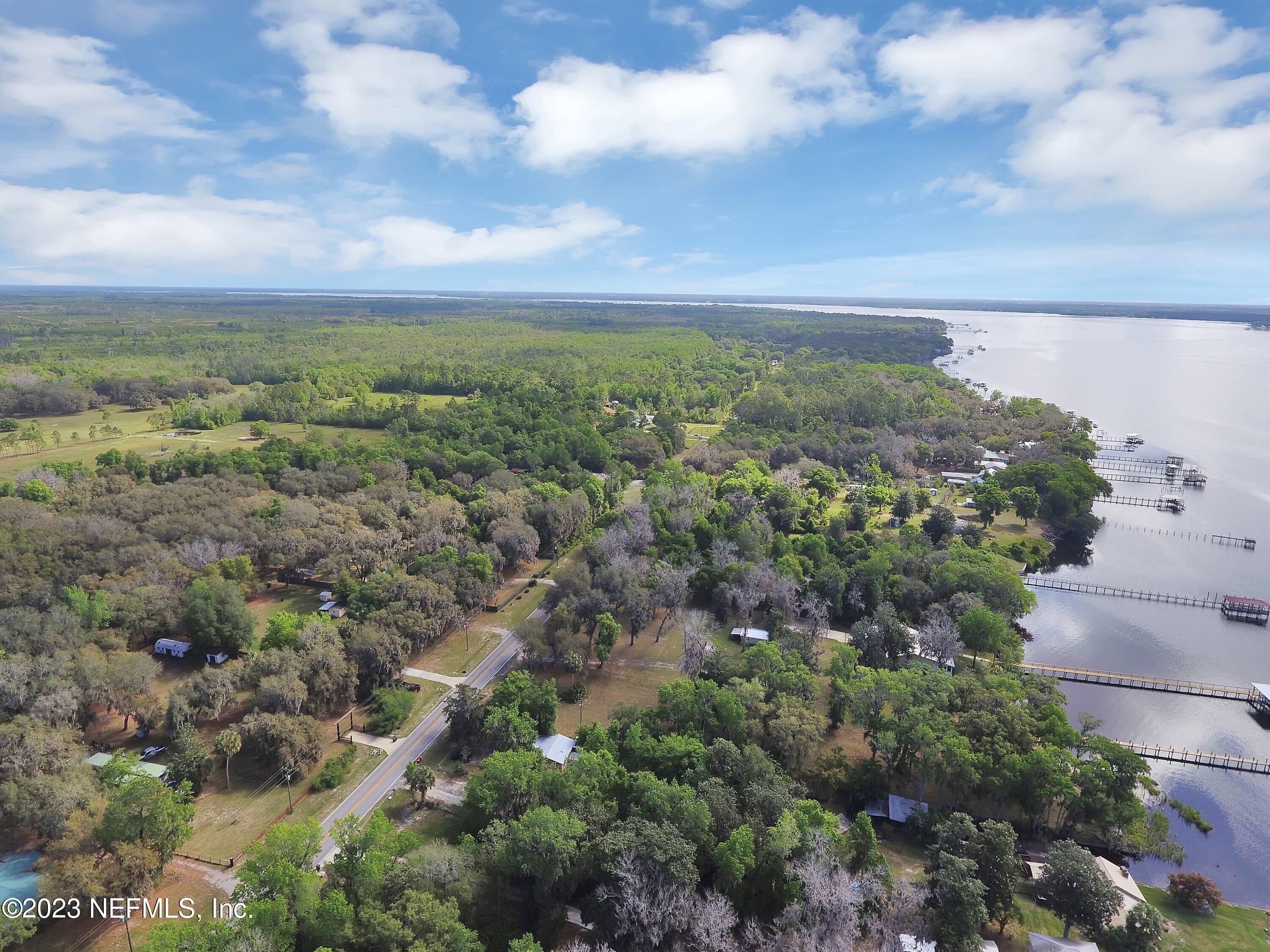 319 West River Road Palatka, FL 32177 - Photo 13 of 22 012-319WestRiverRoad-Palatka-FL-32177-SM