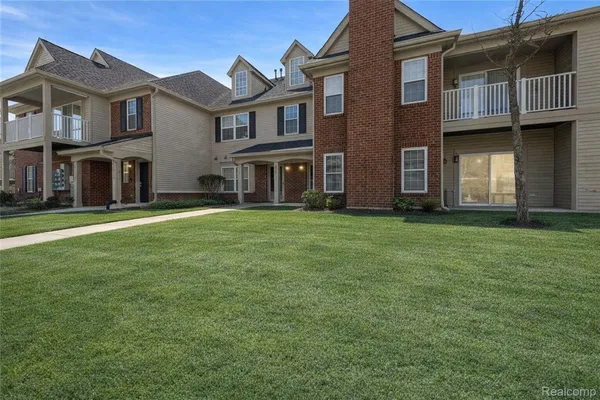 $2,250 | 47861 Cardiff Avenue, Canton, MI 48188