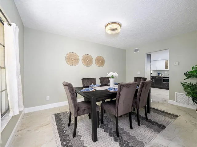 $435,000 | 520 Wynnwood Drive, Brandon, FL 33511