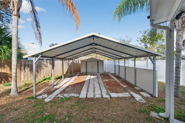 $435,000 | 520 Wynnwood Drive, Brandon, FL 33511