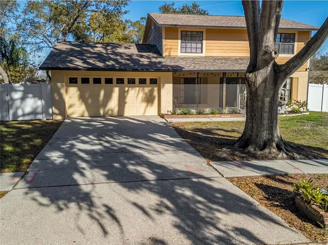 $435,000 | 520 Wynnwood Drive, Brandon, FL 33511