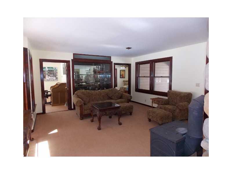 651 Pinkham Brook Road Durham, ME 04222 - Photo 5 of 14 Living Room.