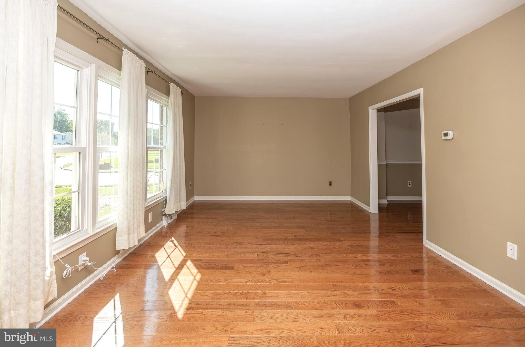 41 Spring Hill Drive Clementon, NJ 08021 - Photo 4 of 22 Gallery Image 4