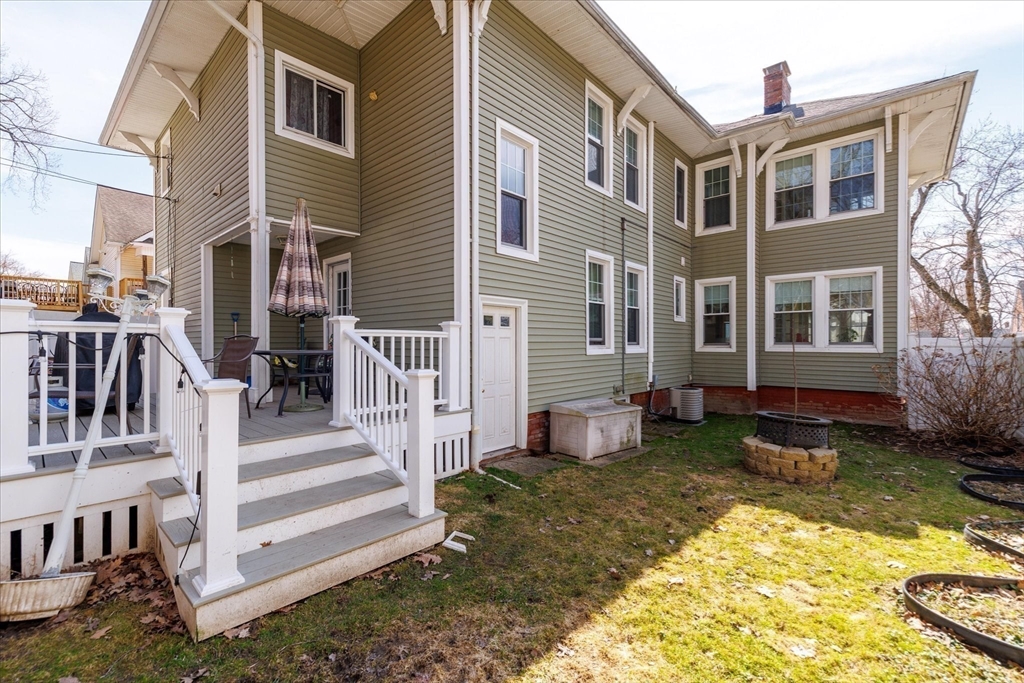 85 Narragansett Street Springfield, MA 01107 - Photo 37 of 42