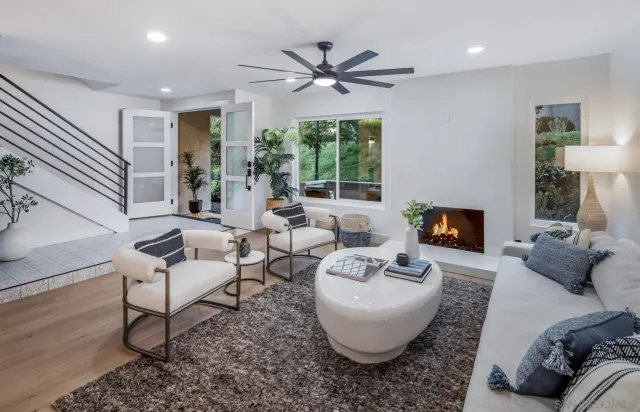 $1,349,000 | 1986 Azure Way, Encinitas, CA 92024