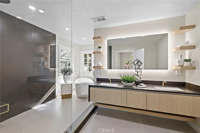 $1,898,000 | 31792 Via Patito, Coto de Caza, CA 92679