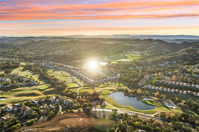 $1,898,000 | 31792 Via Patito, Coto de Caza, CA 92679