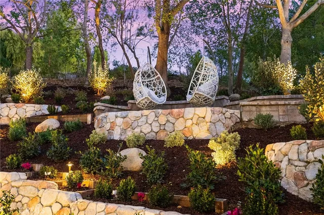 $1,898,000 | 31792 Via Patito, Coto de Caza, CA 92679