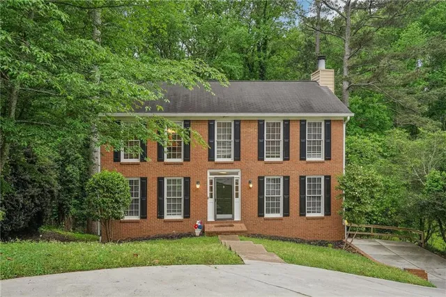 $500,000 | 2895 Shurburne Drive, Alpharetta, GA 30022