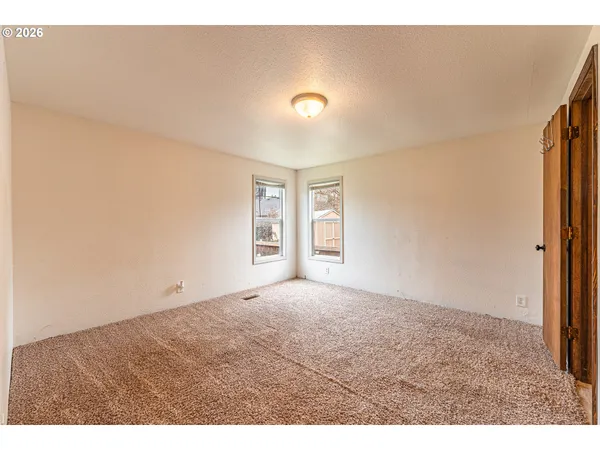 $85,000 | 87860 Territorial Highway, Veneta, OR 97487