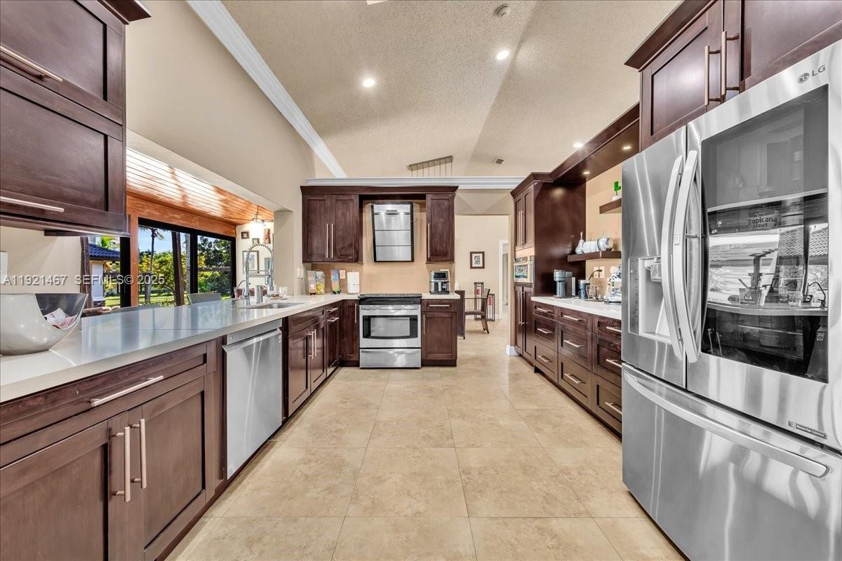 3801 Southwest 141st Avenue Miramar, FL 33027 - Photo 4 of 99