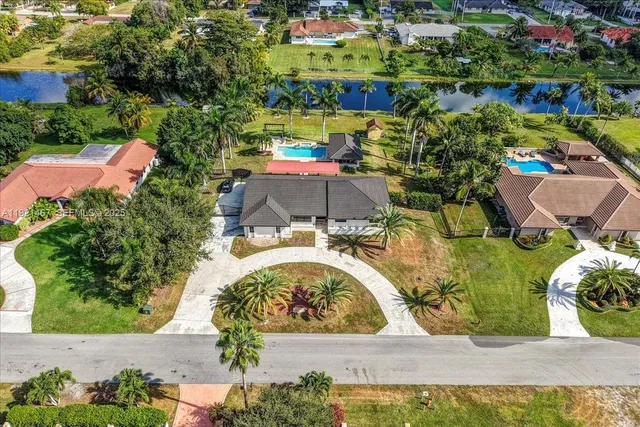 $1,695,000 | 3801 Southwest 141st Avenue, Miramar, FL 33027