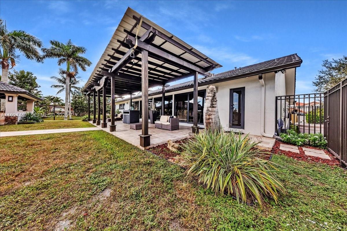 3801 Southwest 141st Avenue Miramar, FL 33027 - Photo 94 of 99