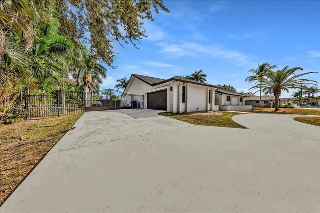 $1,695,000 | 3801 Southwest 141st Avenue, Miramar, FL 33027