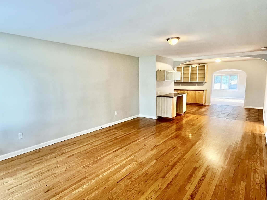 2109 Magnolia Road Homewood, IL 60430 - Photo 5 of 18
