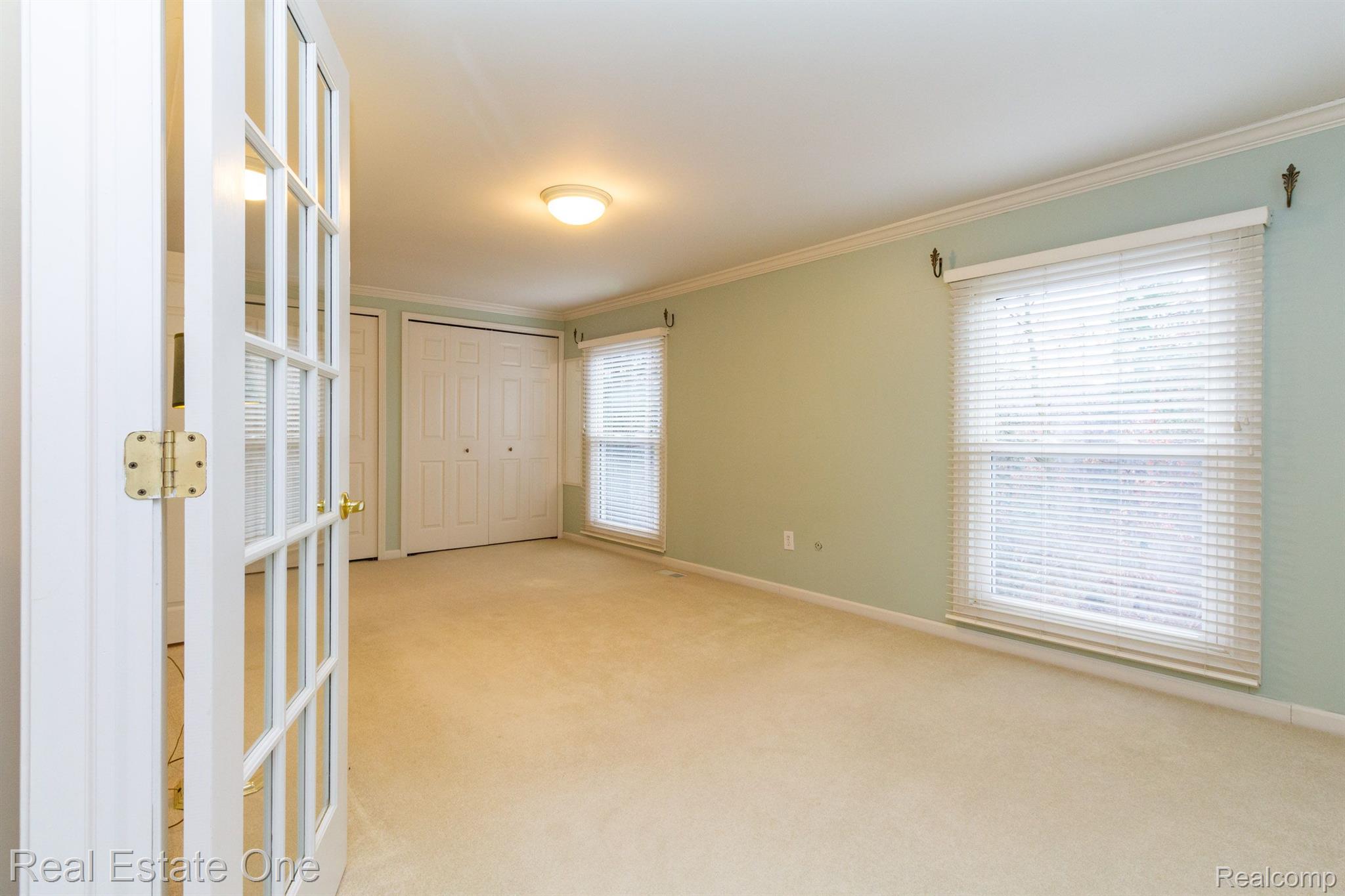 1439 Lantern Lane Rochester, MI 48306 - Photo 16 of 39 Gallery Image 16