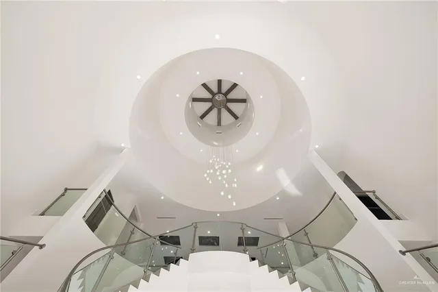 $8,700 | 1000 Travis Street, Mission, TX 78572