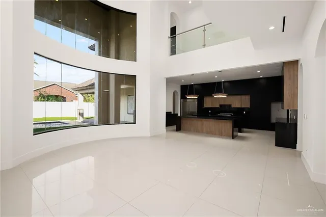 $8,700 | 1000 Travis Street, Mission, TX 78572