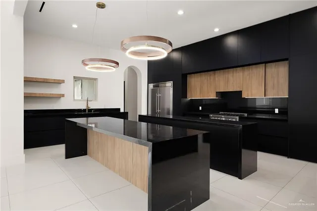 $8,700 | 1000 Travis Street, Mission, TX 78572