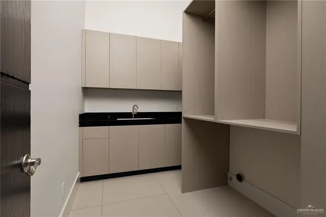 $8,700 | 1000 Travis Street, Mission, TX 78572