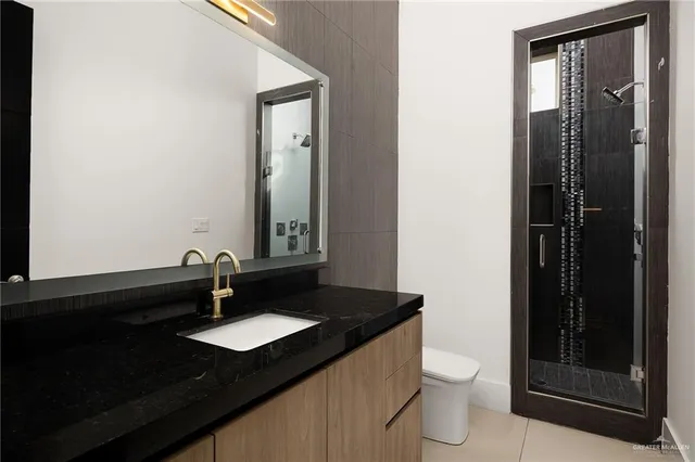 $8,700 | 1000 Travis Street, Mission, TX 78572