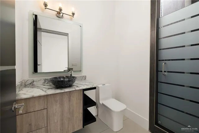 $8,700 | 1000 Travis Street, Mission, TX 78572