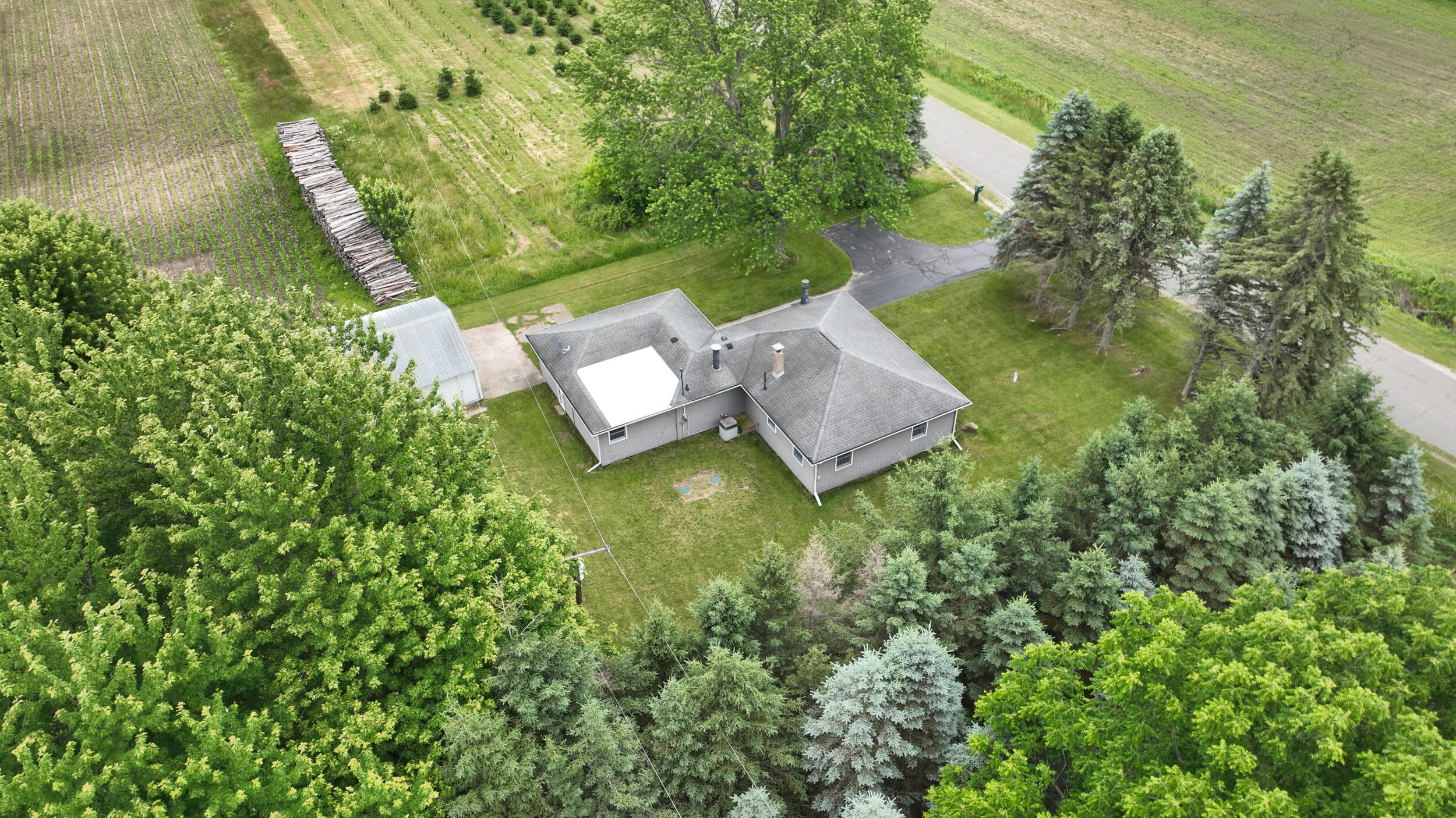 18788 Dice Road Merrill, MI 48637 - Photo 17 of 54 18788 dice rd (17)