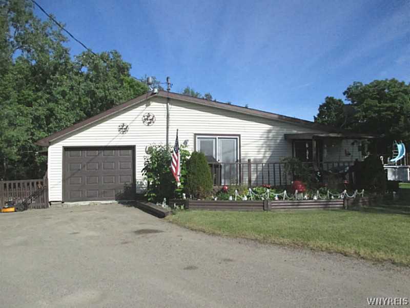 Exterior Front. 4 Bdrm Ranch on almost 1 acre in Y